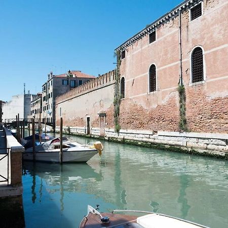 Feel@Home Venice Biennale Luaran gambar