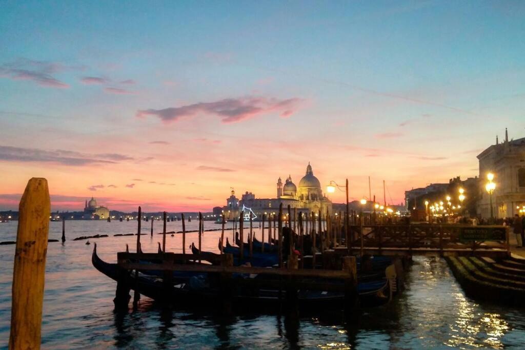 Feel@Home Venice Biennale Luaran gambar